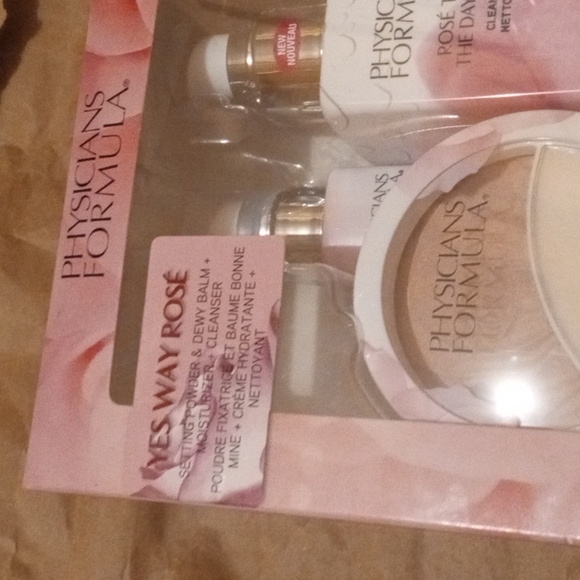 Rose Set - Picture 2 of 9